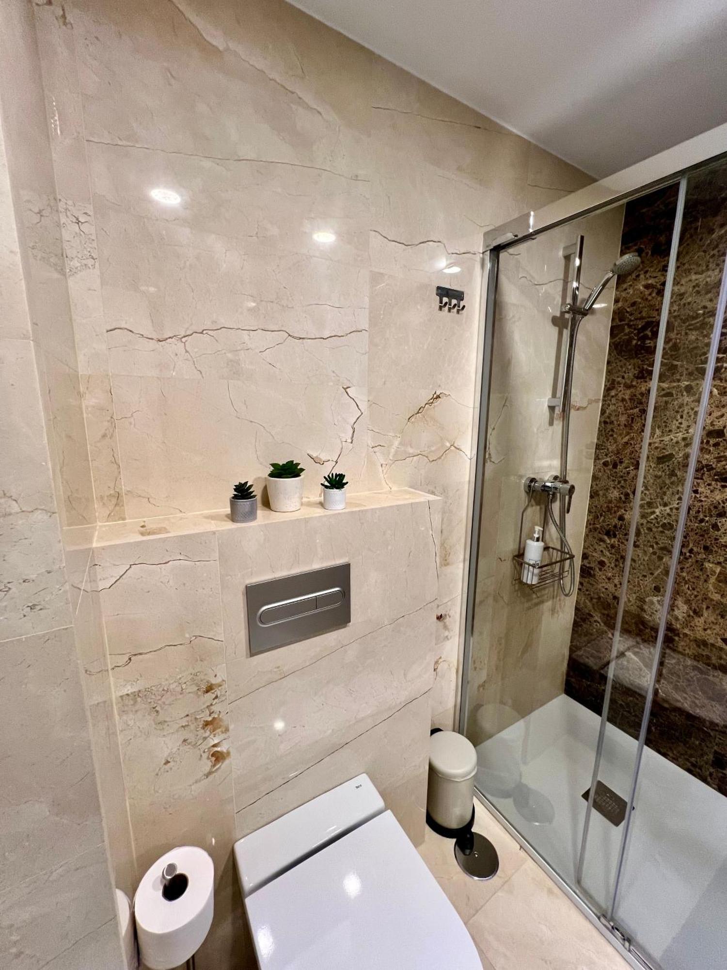 Apartamentos Prestige Suites Malaga IV Bagian luar foto