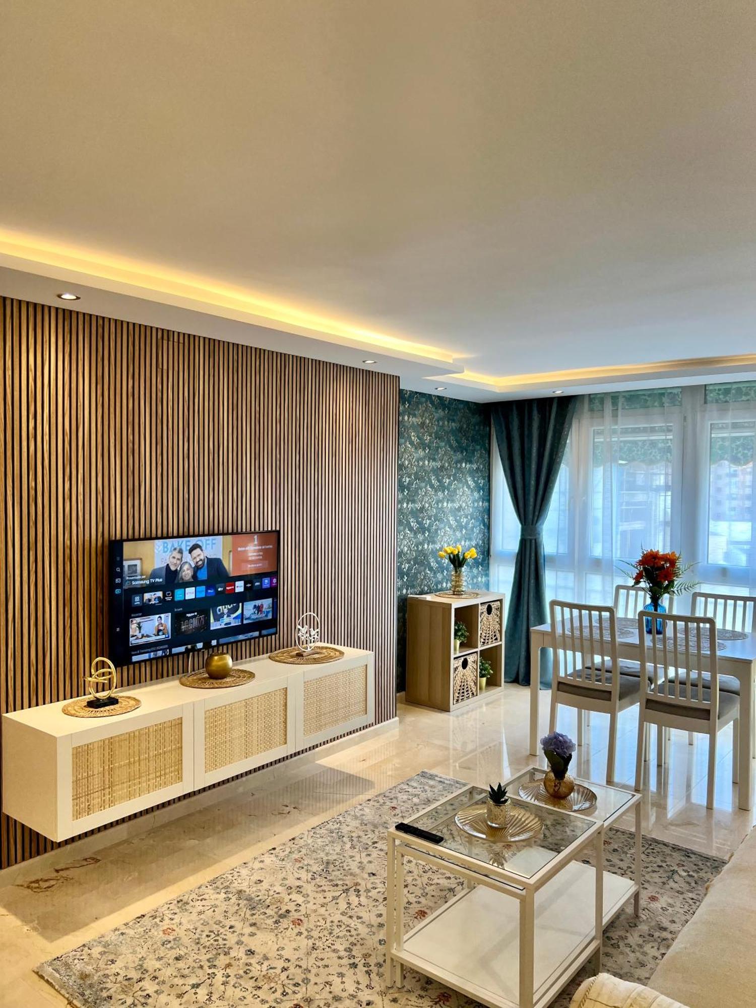 Apartamentos Prestige Suites Malaga IV Bagian luar foto