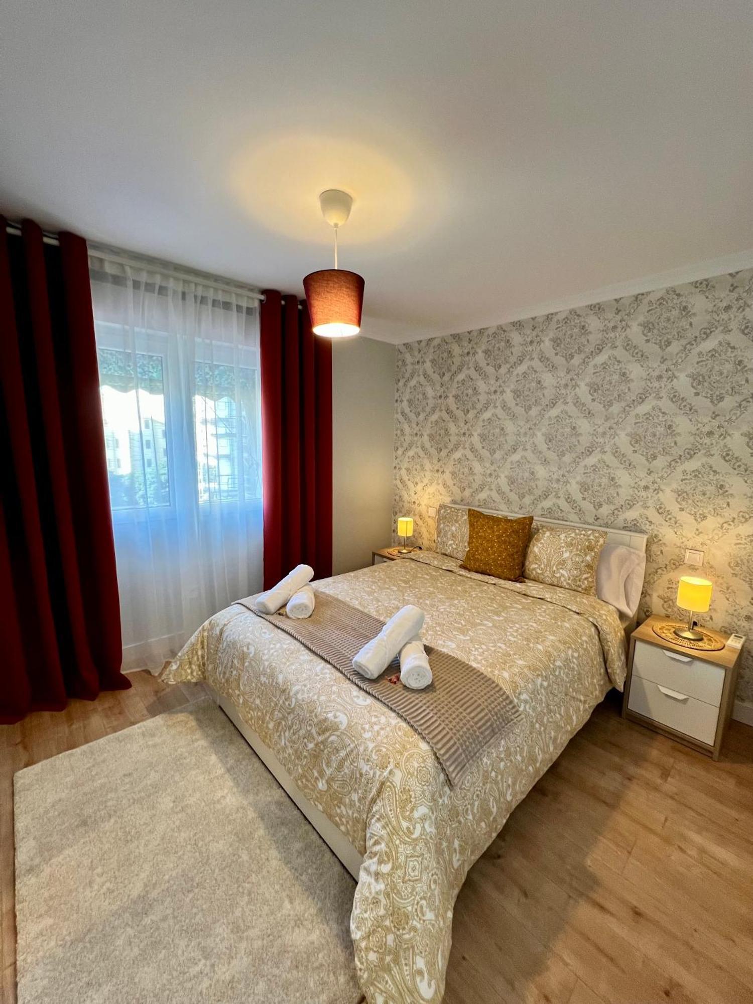 Apartamentos Prestige Suites Malaga IV Bagian luar foto